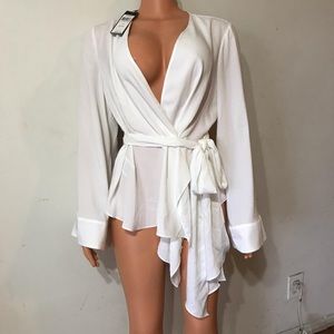 Bcbgmaxzaria white blouse